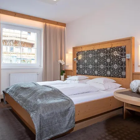 Alphaus Aparthotel